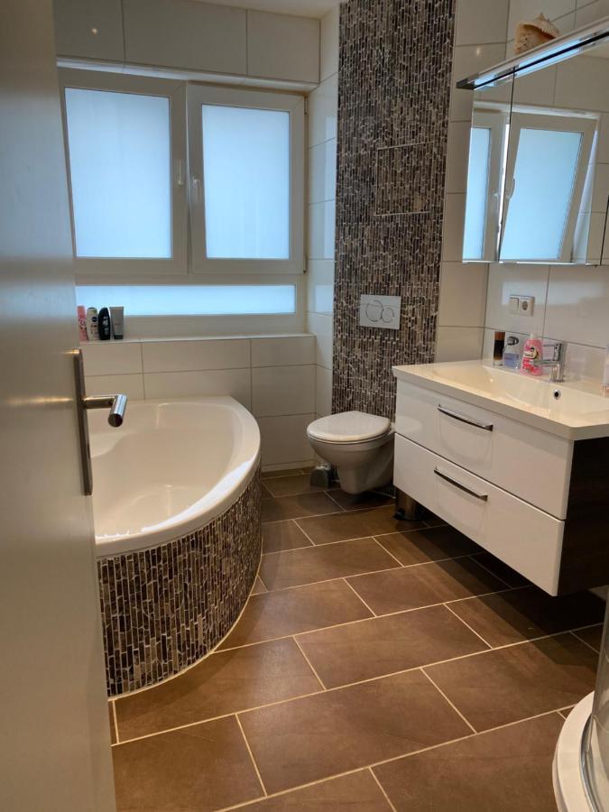 Julias Ferienwohnung Вецлар Екстериор снимка